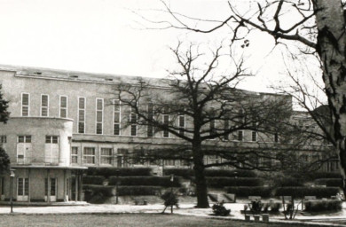 Stadtarchiv Weimar, 60 10-5/30 Bd.2, Blick zur Weimarhalle, ohne Datum