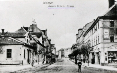 Stadtarchiv Weimar, 60 10-5/31 Bd.2, Blick vom Sophienstiftsplatz in die Erfurter Straße, nach 1911