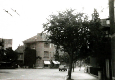 Stadtarchiv Weimar, 60 10-5/31 Bd.2, Blick in die Erfurter Straße, ohne Datum