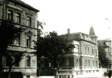 Stadtarchiv Weimar, 60 10-5/31 Bd.2, Blick in die Erfurter Straße, wohl 1985