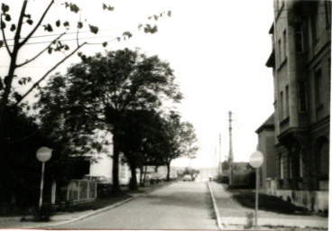 Stadtarchiv Weimar, 60 10-5/31 Bd.2, Blick in die Jean-Sibelius-Straße, ohne Datum