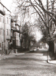 Stadtarchiv Weimar, 60 10-5/32, Blick in die Hegelstraße, ohne Datum