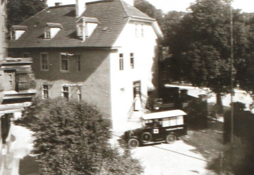 Stadtarchiv Weimar, 60 10-5/32, Blick aus dem Mutterhaus auf das Gebäude Luisenstraße Nr. 16, um 1920