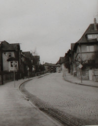 Stadtarchiv Weimar, 60 10-5/32, Blick in den Friedrich-Engels-Ring, ohne Datum