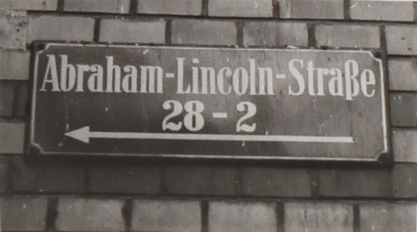 Stadtarchiv Weimar, 60 10/5-32, Straßenschild "Abraham-Lincoln-Straße", ohne Datum