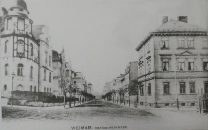 Stadtarchiv Weimar, 60 10/5-33, Blick in die Cranachstraße, ohne Datum