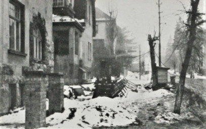 Stadtarchiv Weimar, 60 10-5/33, Blick in die Zöllnerstraße, wohl 1968