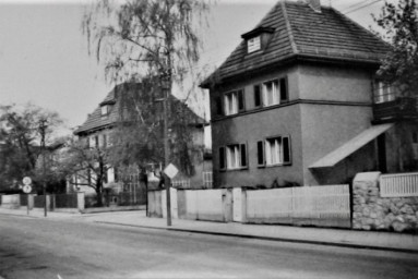 Stadtarchiv Weimar, 60 10-5/33, Blick in die Paul-Schneider-Straße, ohne Datum