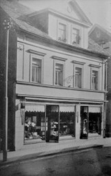 Stadtarchiv Weimar, 60 10-5/33, Richard-Wagner-Straße 11, um 1926