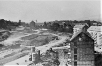 Stadtarchiv Weimar, 60 10-5/33, Blick auf das Baugebiet am Schönblick, wohl 1972