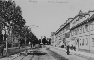Stadtarchiv Weimar, 60 10-5/34, Blick in die Kaiserin-Augusta-Straße, um 1910