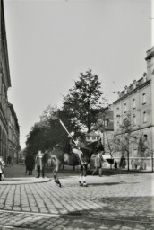 Stadtarchiv Weimar, 60 10-5/34, Blick in die Kaiserin-Augusta-Straße, vor 1945