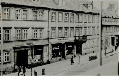 Stadtarchiv Weimar, 60 10/5-34, Blick auf die Steubenstraße, um 1970
