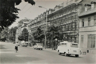 Stadtarchiv Weimar, 60 10/5-34, Blick in die Steubenstraße, nach 1970