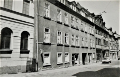 Stadtarchiv Weimar, 60 10-5/34, Blick in die Schützengasse, wohl 1985