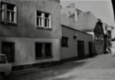 Stadtarchiv Weimar, 60 10-5/34, Blick in die Brauhausgasse, wohl 1986