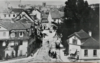 Stadtarchiv Weimar, 60 10-5/36, Blick vom Wielandplatz auf den Goetheplatz, heute Frauenplan, wohl 1888