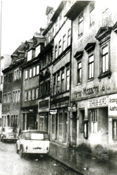 Stadtarchiv Weimar, 60 10-5/4, Blick in die Marktstraße , 1960