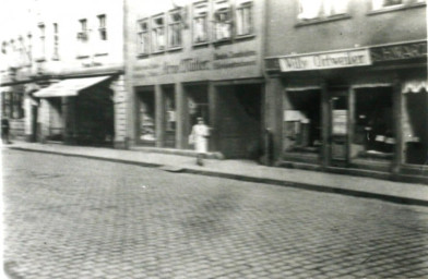 Stadtarchiv Weimar, 60 10-5/4, Blick in die Marktstraße, um 1920