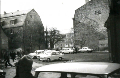 Stadtarchiv Weimar, 60 10-5/4, Blick auf die Baulücke Marktstraße, 1974