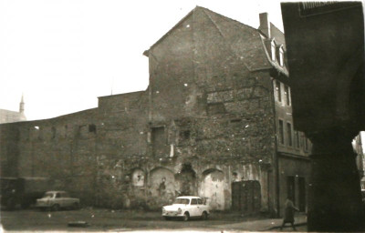 Stadtarchiv Weimar, 60 10-5/4, Blick in die Marktstraße, 1975