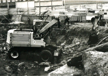 Stadtarchiv Weimar, 60 10-5/4, Blick auf die Baustelle Marktstraße 22, um 1978