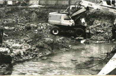 Stadtarchiv Weimar, 60 10-5/4, Blick auf die Baustelle Marktstraße 22, um 1978