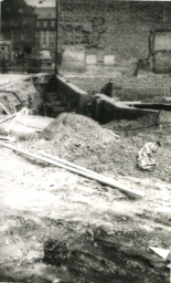 Stadtarchiv Weimar, 60 10-5/4, Blick auf die Baustelle Marktstraße 22, um 1978