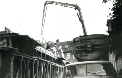 Stadtarchiv Weimar, 60 10-5/4, Blick auf die Baustelle Marktstraße 22, um 1978