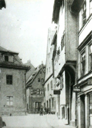 Stadtarchiv Weimar, 60 10-5/4, Blick in die Obere Schlossgasse, um 1900