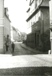 Stadtarchiv Weimar, 60 10-5/4, Blick in die Schlossgasse, 1980