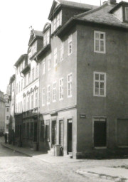 Stadtarchiv Weimar, 60 10-5/4, Blick in die Schlossgasse, um 1970