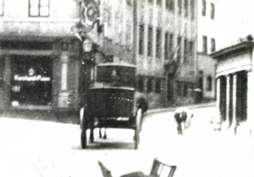 Stadtarchiv Weimar, 60 10-5/4, Blick in die Schlossgasse, 1924