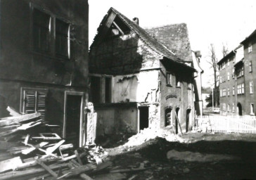 Stadtarchiv Weimar, 60 10-5/4, Blick in die Schloßgasse , 1983