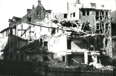 Stadtarchiv Weimar, 60 10-5/4, Blick in die Schloßgasse, 1984