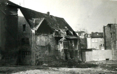 Stadtarchiv Weimar, 60 10-5/4, Blick in die Schloßgasse , 1984