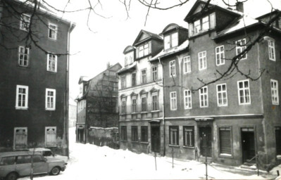 Stadtarchiv Weimar, 60 10-5/4, Blick vom Burgplatz in die Schloßgasse, 1986