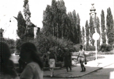 Stadtarchiv Weimar, 60 10-5/4, Blick auf den Markt, um 1975