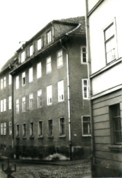 Stadtarchiv Weimar, 60 10-5/4, Blick in die Schloßgasse, um 1987