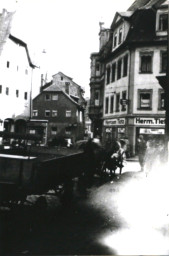 Stadtarchiv Weimar, 60 10-5/5, Blick von der Marktstraße zur Schloßgasse, um 1910