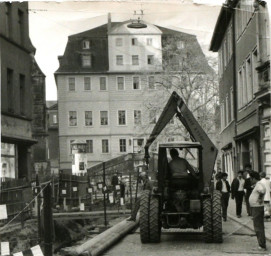 Stadtarchiv Weimar, 60 10-5/5, Blick in die Dimitroffstraße, 1986