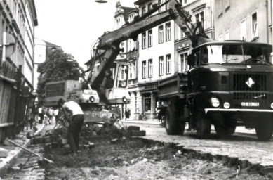 Stadtarchiv Weimar, 60 10-5/5, Blick in die Dimitroffstraße, 1986