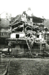 Stadtarchiv Weimar, 60 10-5/5, Blick von der Obere Schloßgasse zum Bornberg , 1985