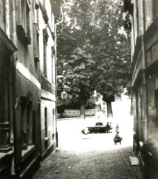 Stadtarchiv Weimar, 60 10-5/5, Blick in die Mostgasse , um 1920