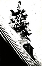 Stadtarchiv Weimar, 60 10-5/6, Blick zum Turm der Stadtkirche, 1950