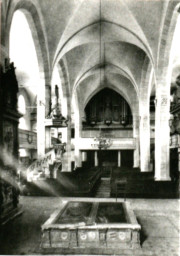 Stadtarchiv Weimar, 60 10-5/6, Innenansicht Stadtkirche St. Peter und Paul, ohne Datum