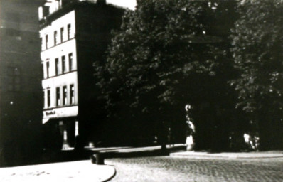 Stadtarchiv Weimar, 60 10-5/6, Blick auf den Herderplatz, ohne Datum