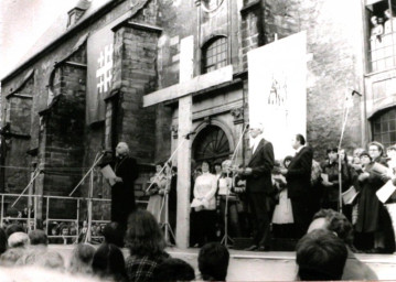 Stadtarchiv Weimar, 60 10-5/6, Blick auf den Herderplatz, 1981