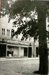 Stadtarchiv Weimar, 60 10-5/6, Herderplatz 1, 1988