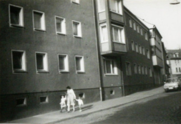 Stadtarchiv Weimar, 60 10-5/7, Blick in das Eisfeld, 1980